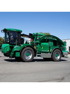 Albach Diamant 2000 Self-Propelled Wood Chipper